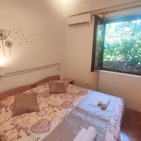 Near The Old Town 2 * 杜布罗夫尼克