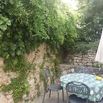 Near The Old Town 2 Apartman